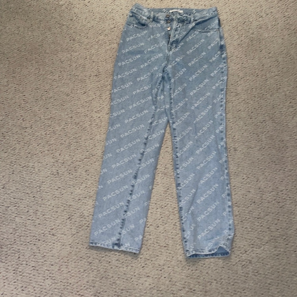 PACSUN high rise jeans. Comfortable fit. Lightly used. Great condition.